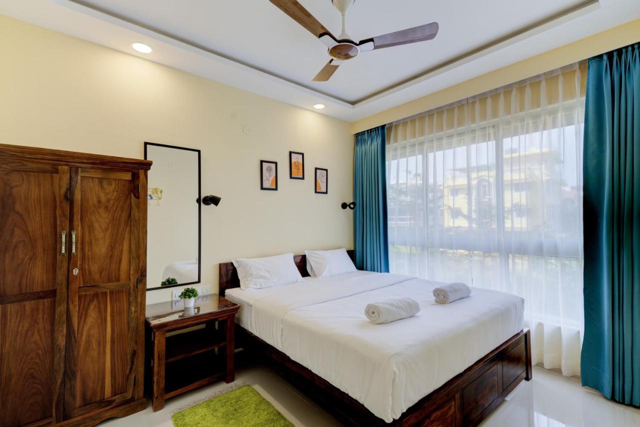 ダボリムLuxe 2Bhk 10Min From Goi Airport With Pool Accessアパートメント エクステリア 写真